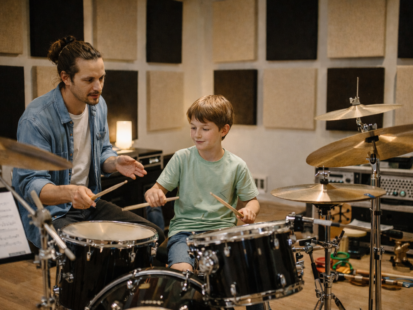 Schlagzeugunterricht im modernen Studio